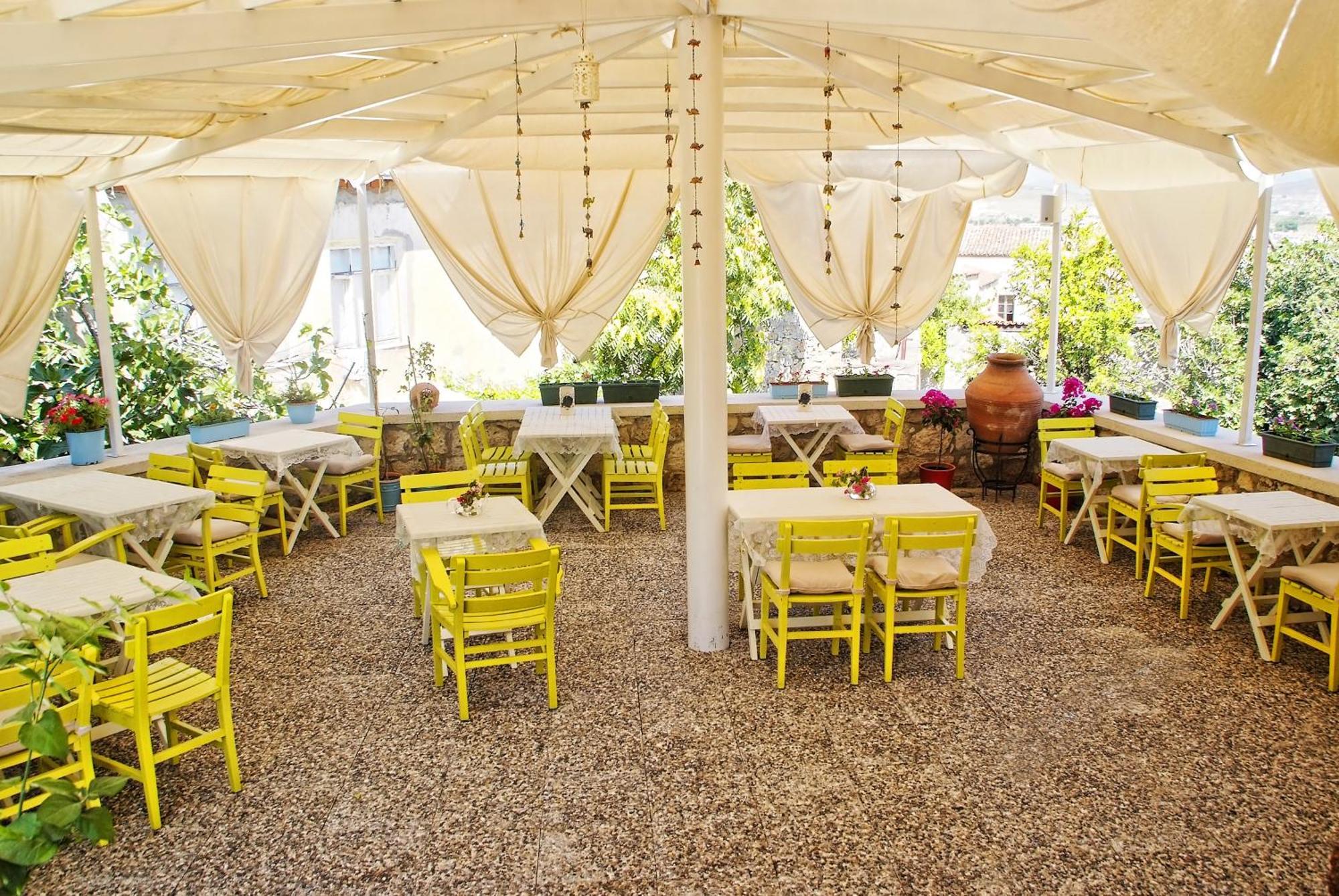 Chigdem Hotel-Special Category Alacati Exterior photo